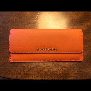 🧡 Michael Kors Wallet 🧡